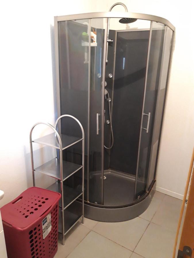Appartement F1 Meuble 3 Personnes Aubenas Exterior foto