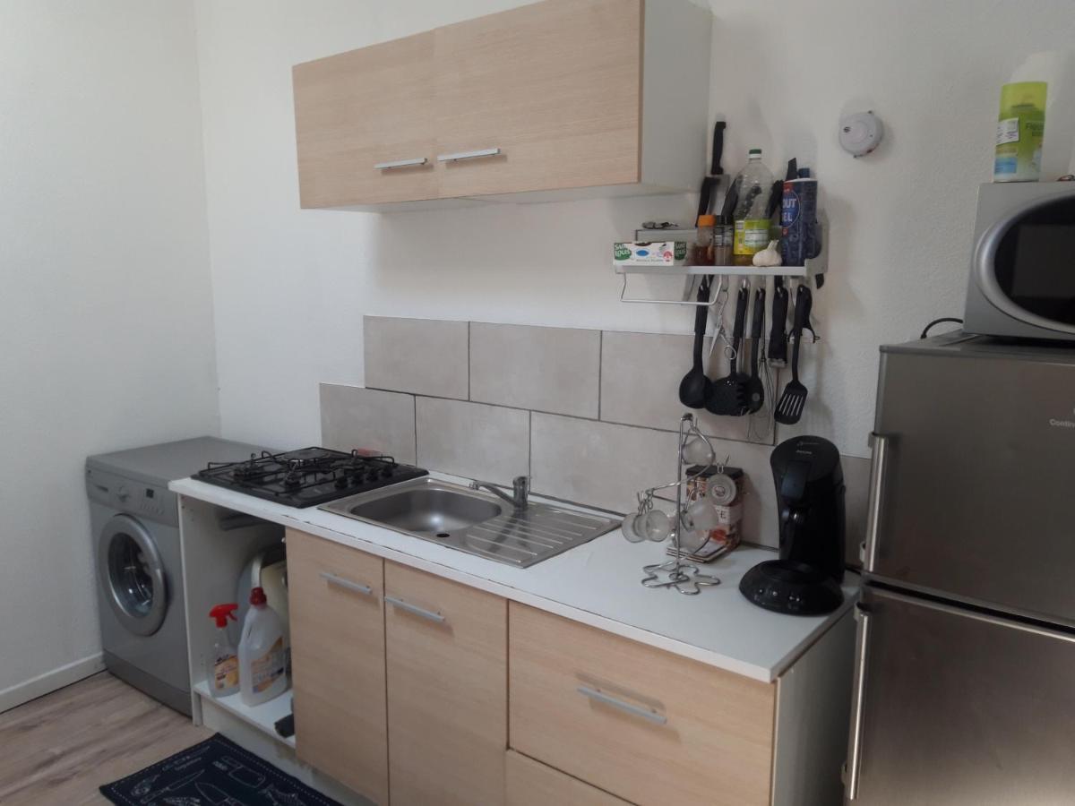 Appartement F1 Meuble 3 Personnes Aubenas Exterior foto
